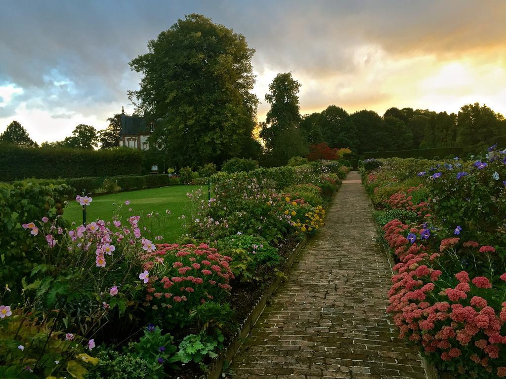 Chateau De Bouelles Bed & Breakfast Neufchâtel-en-Bray Exterior foto