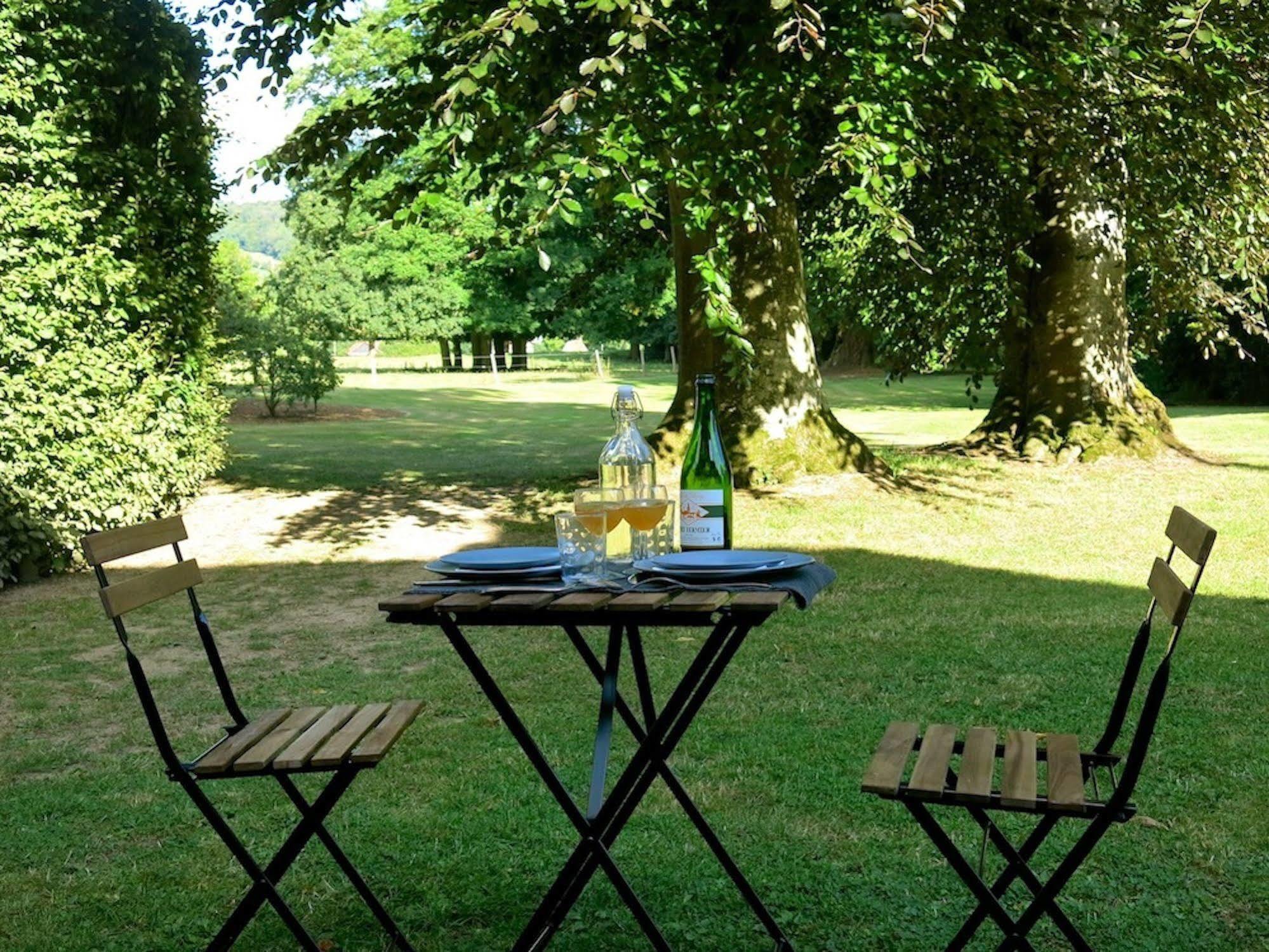 Chateau De Bouelles Bed & Breakfast Neufchâtel-en-Bray Exterior foto