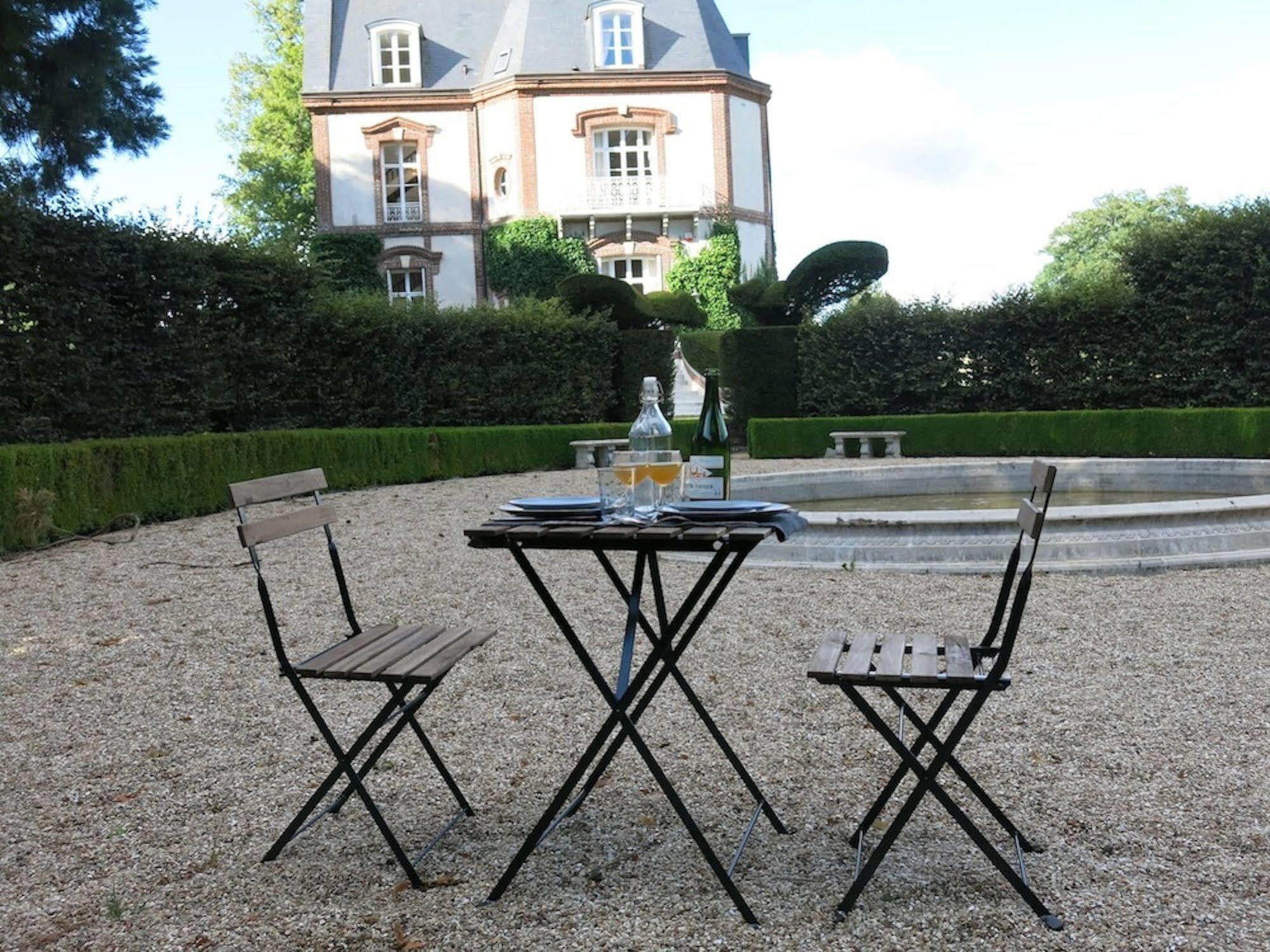 Chateau De Bouelles Bed & Breakfast Neufchâtel-en-Bray Exterior foto